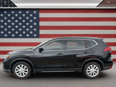 Used 2017 Nissan Rogue S FWD image 6
