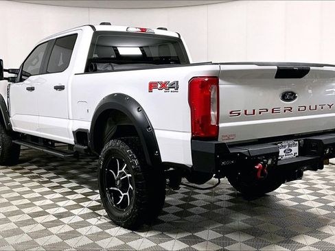 Used 2023 Ford F250 XL w/ FX4 Off-Road Package image 11