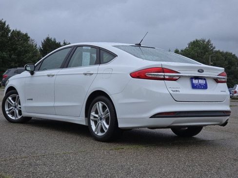 Used 2018 Ford Fusion S FWD image 16