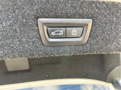 Used 2019 BMW 530i xDrive w/ Convenience Package AWD/4WD image 30