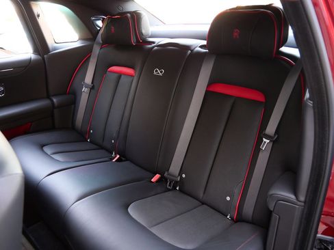 Certified 2022 Rolls-Royce Ghost Black Badge image 8