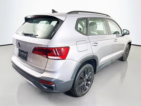 Used 2022 Volkswagen Taos S image 7