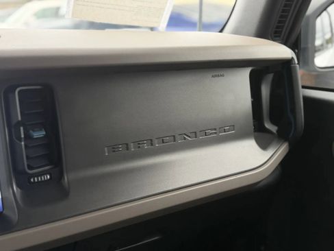 Used 2024 Ford Bronco Wildtrak AWD/4WD image 37