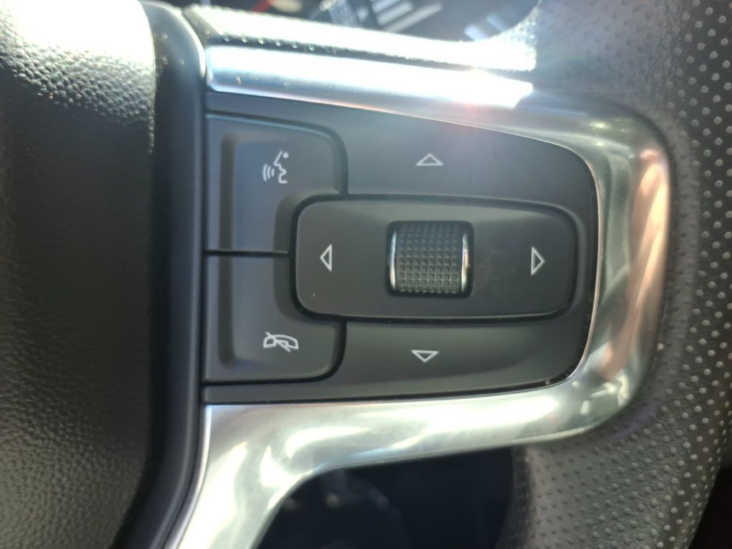 Used 2023 Chevrolet Blazer LT w/ Driver Confidence Package AWD/4WD image 9