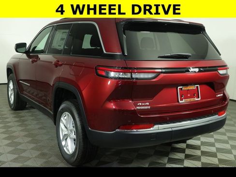 New 2025 Jeep Grand Cherokee Laredo X w/ Luxury Tech Group I image 7