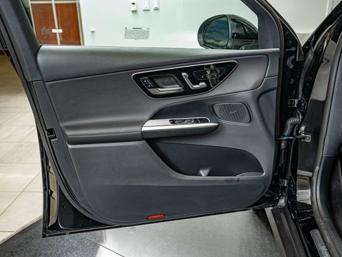 Certified 2026 Mercedes-Benz GLC 300 4MATIC image 19