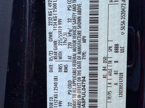 Used 2023 Lincoln Corsair Reserve image 27