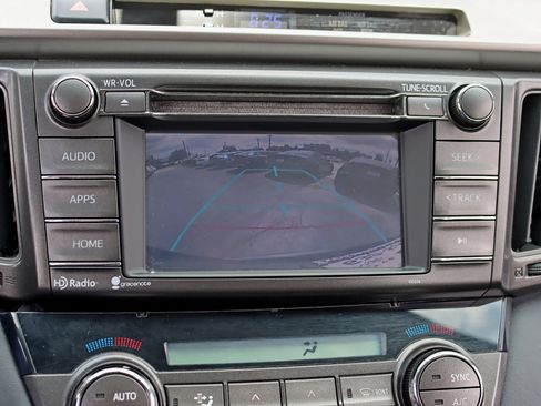 Used 2014 Toyota RAV4 XLE AWD/4WD image 22