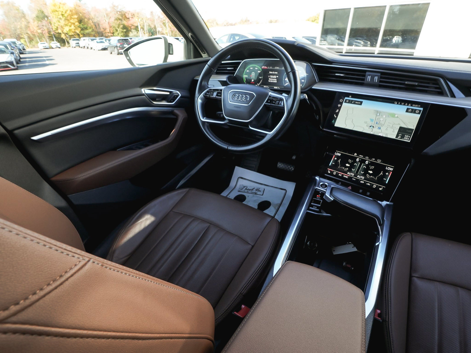 Used 2024 Audi Q8 e-tron Premium Plus AWD/4WD image 47