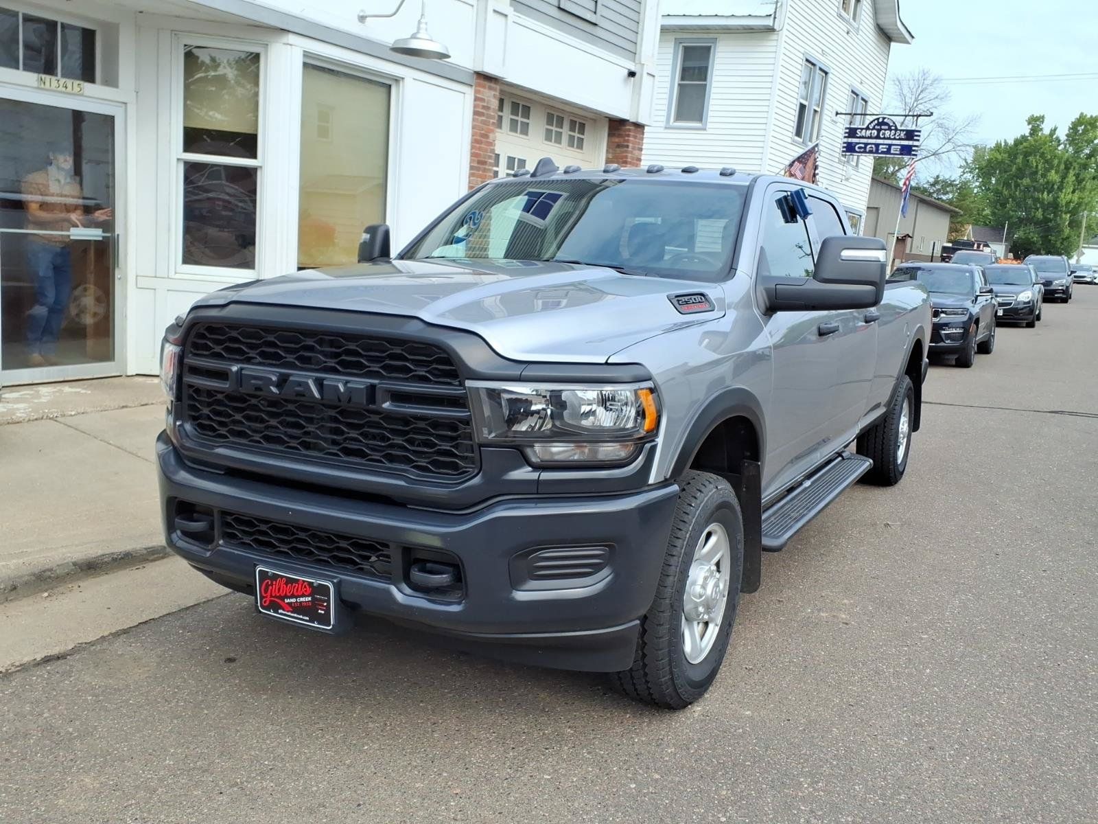 Used 2024 RAM 2500 Tradesman w/ Snow Chief Group AWD/4WD image 2