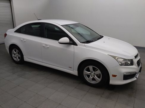 Used 2015 Chevrolet Cruze LT w/ RS Package FWD image 11