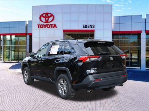 Certified 2025 Toyota RAV4 XLE FWD image 8