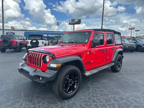 Used 2019 Jeep Wrangler Unlimited Sport AWD/4WD image 3