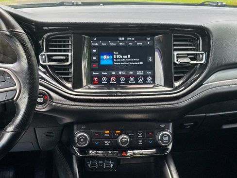 Used 2021 Dodge Durango SXT w/ 3rd Row Seating Group AWD/4WD image 15
