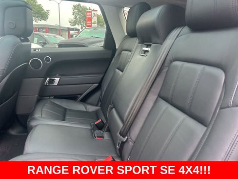 Used 2018 Land Rover Range Rover Sport SE image 28