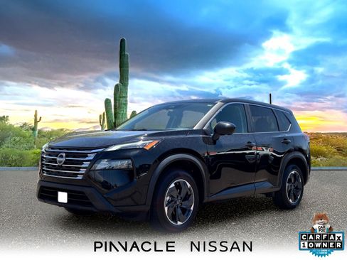 Used 2025 Nissan Rogue SV FWD image 1
