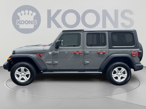 Used 2019 Jeep Wrangler Unlimited Sport S AWD/4WD image 2