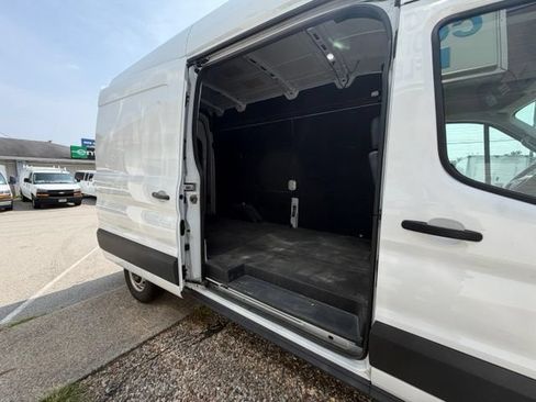 Used 2024 Ford Transit 250 148 High Roof w/ Load Area Protection Package RWD image 4