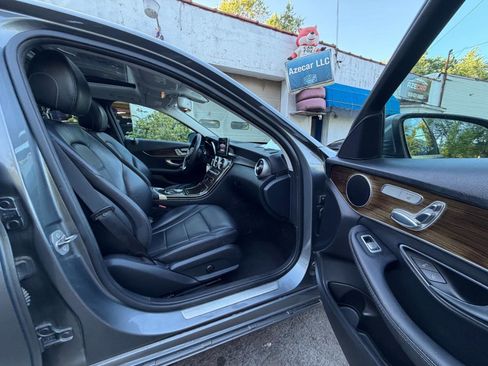 Used 2018 Mercedes-Benz C 300 4MATIC Sedan image 37