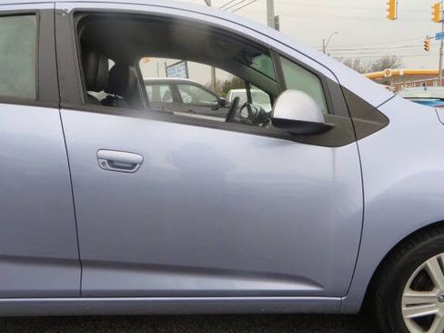 Used 2015 Chevrolet Spark LT image 22