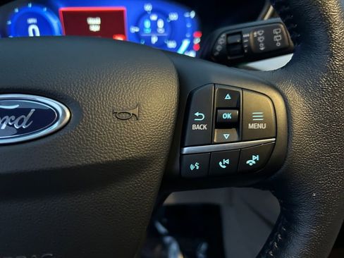 Used 2020 Ford Escape SE Sport image 18