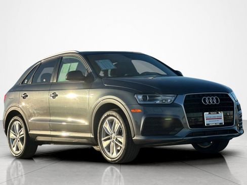 Used 2018 Audi Q3 2.0T Premium w/ Convenience Package image 7