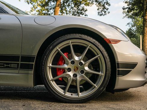 Used 2016 Porsche Cayman RWD image 11