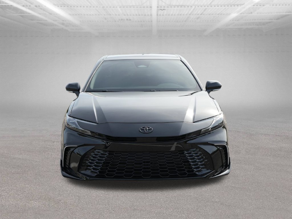 Used 2025 Toyota Camry XSE FWD image 2