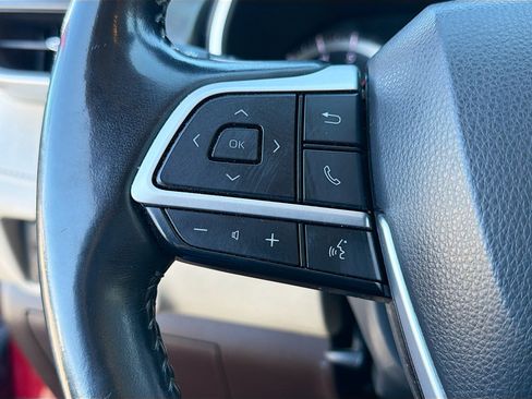 Used 2022 Toyota Highlander XLE image 35