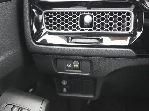 Used 2022 Honda Civic Sport image 15