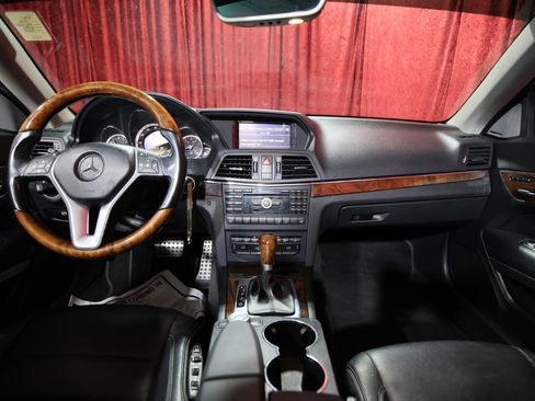 Used 2012 Mercedes-Benz E 350 Cabriolet w/ Premium 1 Launch Pkg image 16