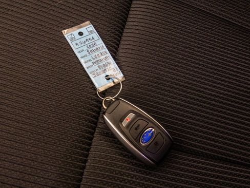 Used 2025 Subaru Legacy Premium image 27