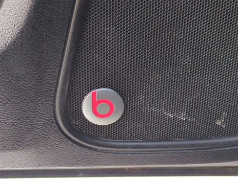 Used 2016 Chrysler 300 S w/ 300S Premium Group image 30