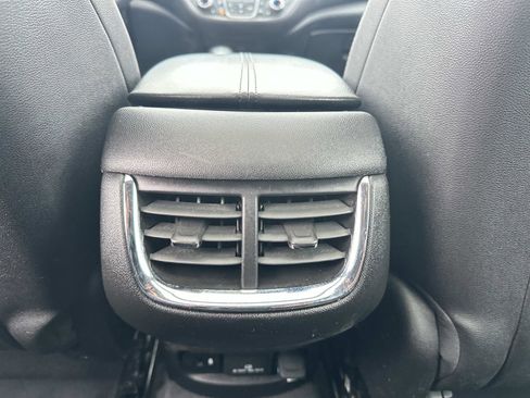 Certified 2022 Chevrolet Malibu Premier image 16