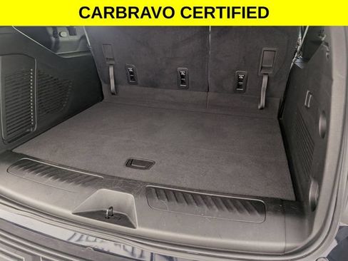 Used 2021 Chevrolet Suburban LT AWD/4WD image 30