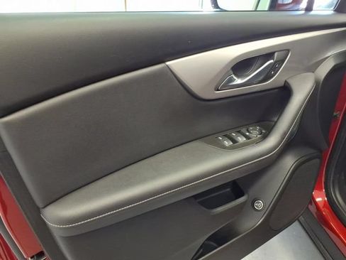 Used 2023 Chevrolet Blazer LT FWD image 11