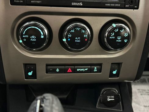 Used 2014 Dodge Challenger SRT8 w/ Harman/Kardon Audio Group image 28