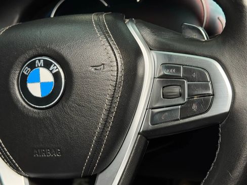 Used 2016 BMW 740i image 37