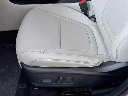 New 2026 Hyundai Tucson Limited FWD image 35