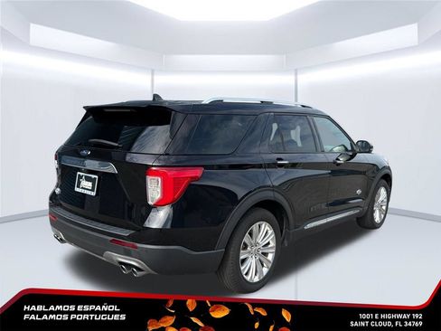 Used 2023 Ford Explorer King Ranch w/ Technology Package RWD image 6