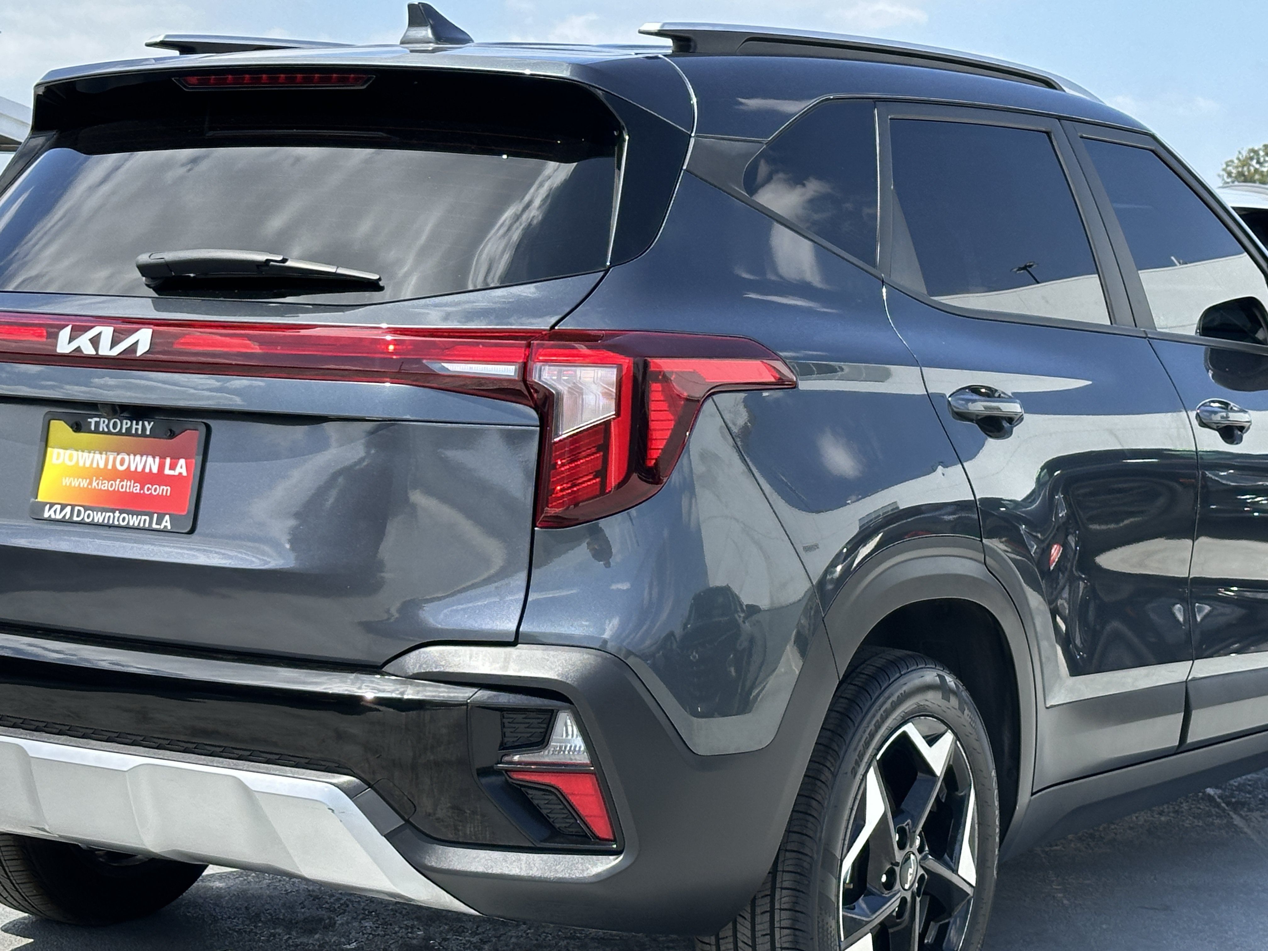 Certified 2026 Kia Seltos S FWD image 8
