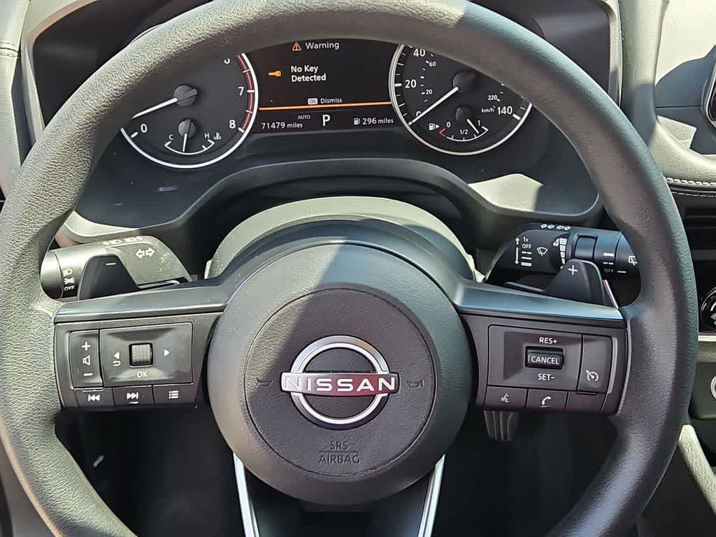 Used 2023 Nissan Rogue S AWD/4WD image 19
