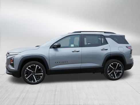 New 2026 Chevrolet Equinox RS w/ Safety and Technology Package AWD/4WD image 2