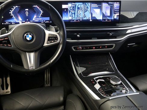 Certified 2023 BMW X7 xDrive40i w/ M Sport Package image 17