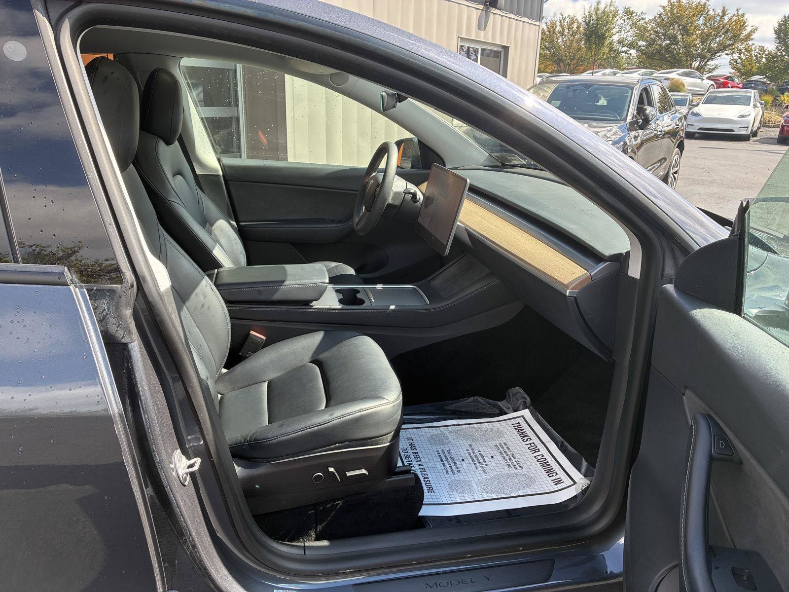Used 2021 Tesla Model Y Long Range AWD/4WD image 15