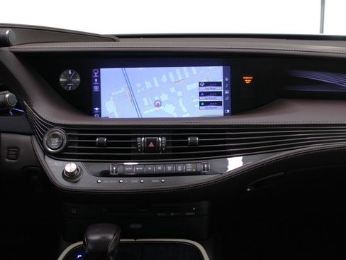 Used 2018 Lexus LS 500 w/ Luxury Package RWD image 56