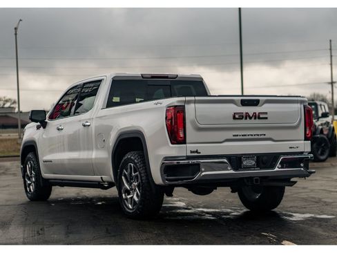 Used 2024 GMC Sierra 1500 SLT w/ SLT Premium Plus Package image 3