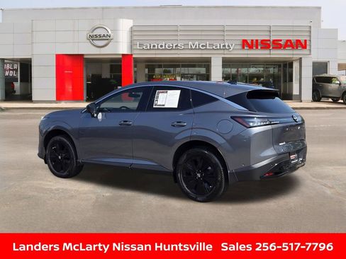 Used 2025 Nissan Murano SV AWD/4WD image 6