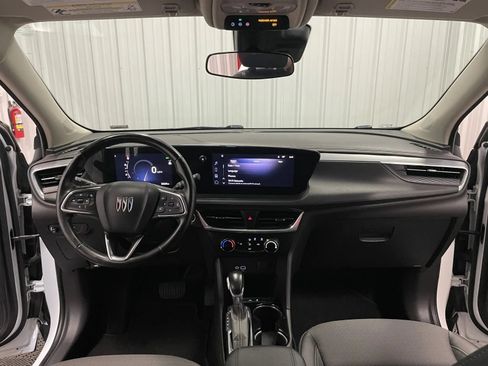 Used 2024 Buick Encore GX Preferred FWD image 27