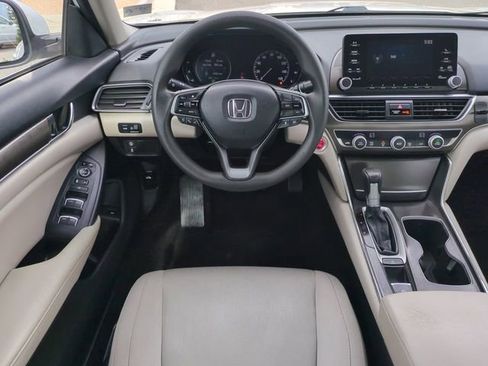 Used 2018 Honda Accord LX image 15